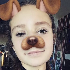 Meet your Posher, Leah